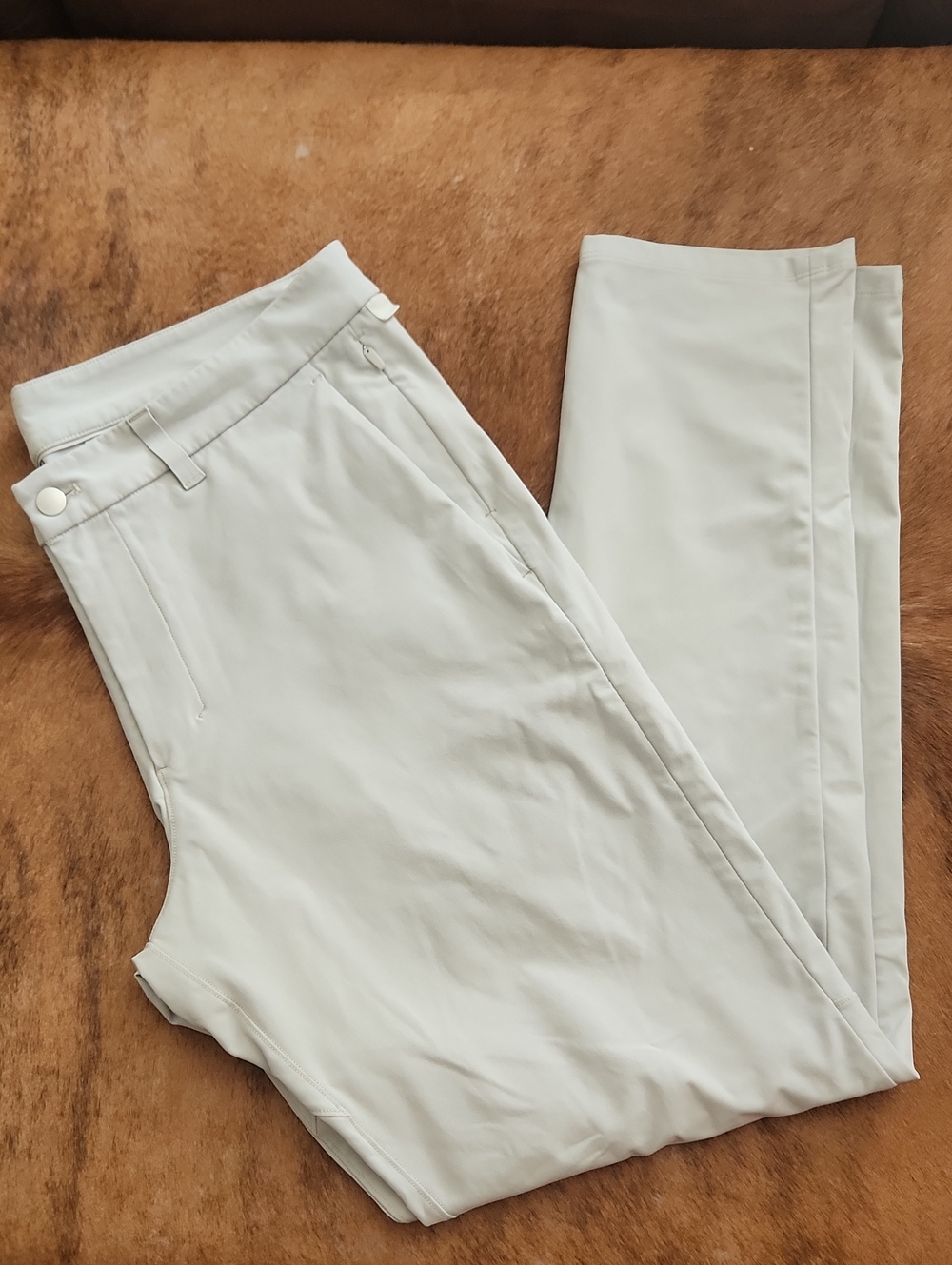 Lululemon ABC pant Size 36 Regular Inseam Tan Khaki Color